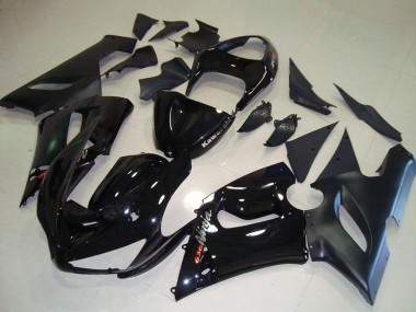 Custom 2005-2006 Glossy Black Matte Black Silver Red Kawasaki ZX6R Motorcycle Fairings