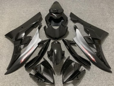Custom 2006-2007 Yamaha R6 Motorcycle Fairings - Glossy Black Silver