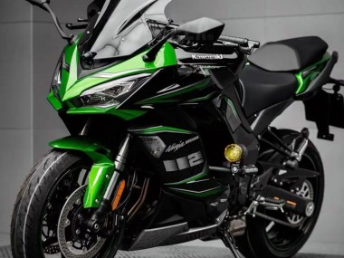 Custom 2020-2025 Kawasaki Z1000SX Motorcycle Fairing - Black Green Ninja