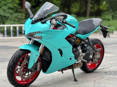 Custom 2017-2022 Ducati Supersport 939/939S Motorcycle Fairings - Light Blue