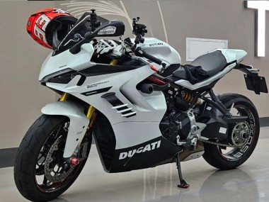 Custom 2021-2024 Ducati 2021-2024 Ducati Supersport 950/950S Motorcycle Fairings - White Black