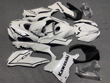 Custom 2021-2025 Kawasaki ZX10R Motorcycle Fairings - Pearl White Black