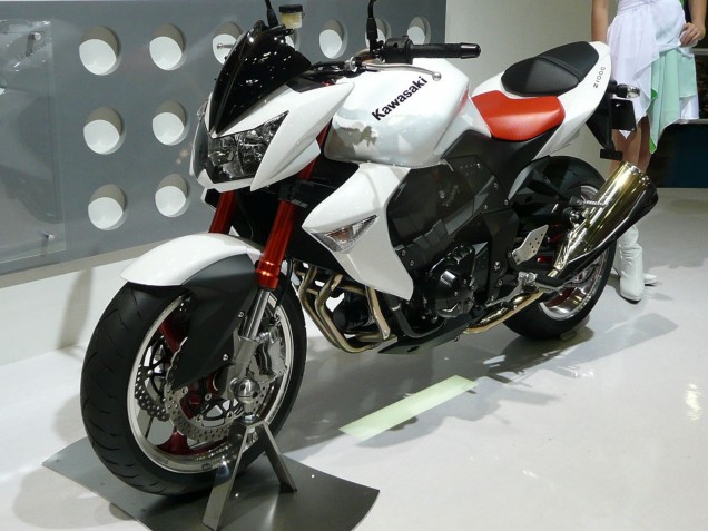 2003-2006 Kawasaki Z1000 Motorcycle Fairings - Pearl White