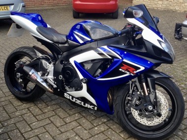 Custom 2006-2007 Suzuki GSXR 750 Motorcycle Fairings - White Blue Black Stripe