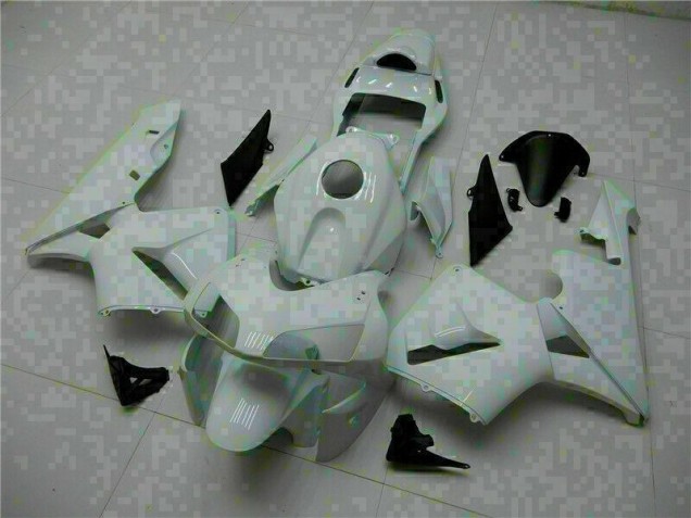 Custom 2003-2004 White Honda CBR600RR Motorcyle Fairings & Bodywork Custom 2003-2004 White Honda CBR600RR Motorcyle Fairings & Bodywork