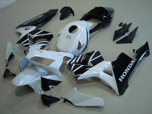 Custom 2003-2004 White Black Honda CBR600RR Motorcylce Fairings Custom 2003-2004 White Black Honda CBR600RR Motorcylce Fairings