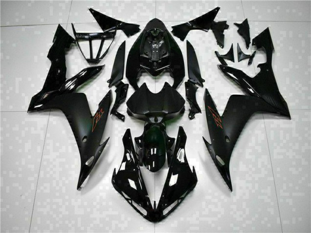 Custom 2004-2006 Black Yamaha YZF R1 Motorbike Fairings Custom 2004-2006 Black Yamaha YZF R1 Motorbike Fairings