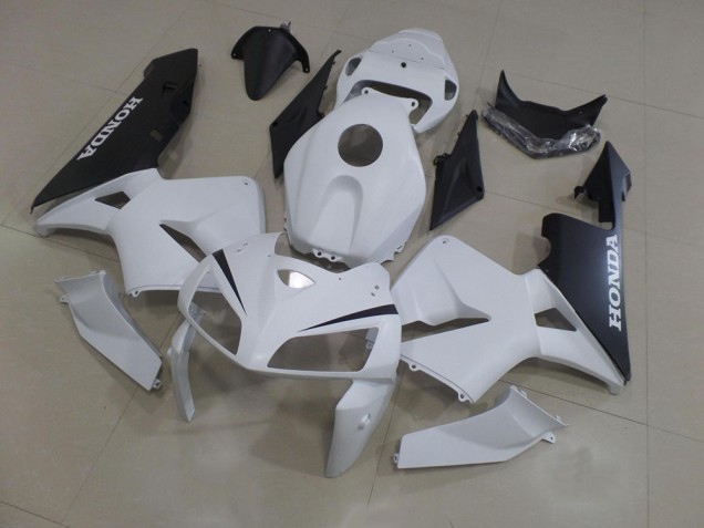 Custom 2005-2006 White Black Honda CBR600RR Motorcycle Fairings Custom 2005-2006 White Black Honda CBR600RR Motorcycle Fairings
