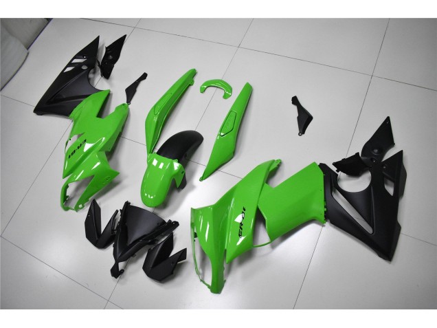Custom 2009-2011 Green Black Kawasaki EX650 Replacement Motorcycle Fairings Custom 2009-2011 Green Black Kawasaki EX650 Replacement Motorcycle Fairings