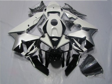 Custom 2005-2006 Black White Honda CBR600RR Motorcycle Fairings
