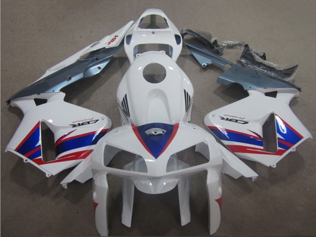 Custom 2005-2006 White Blue Red Honda CBR600RR Motorcycle Fairing Custom 2005-2006 White Blue Red Honda CBR600RR Motorcycle Fairing