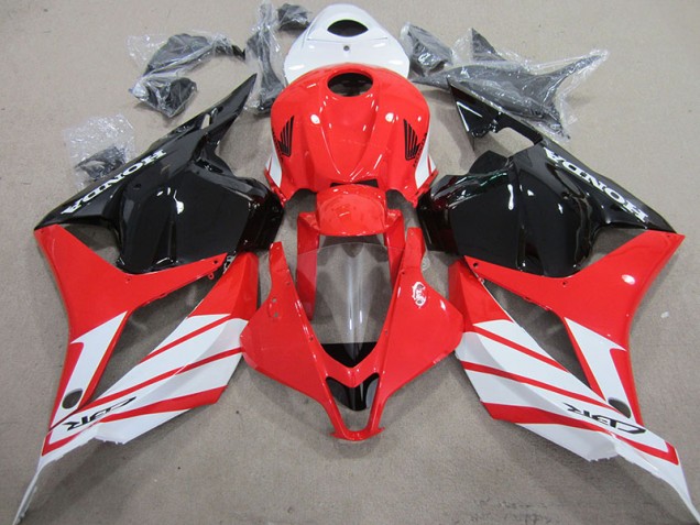 Custom 2009-2012 Red Black White Honda CBR600RR Motorcycle Fairings Kit Custom 2009-2012 Red Black White Honda CBR600RR Motorcycle Fairings Kit